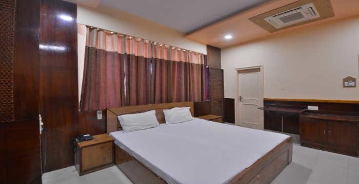 Rc Inn Sirsa Экстерьер фото
